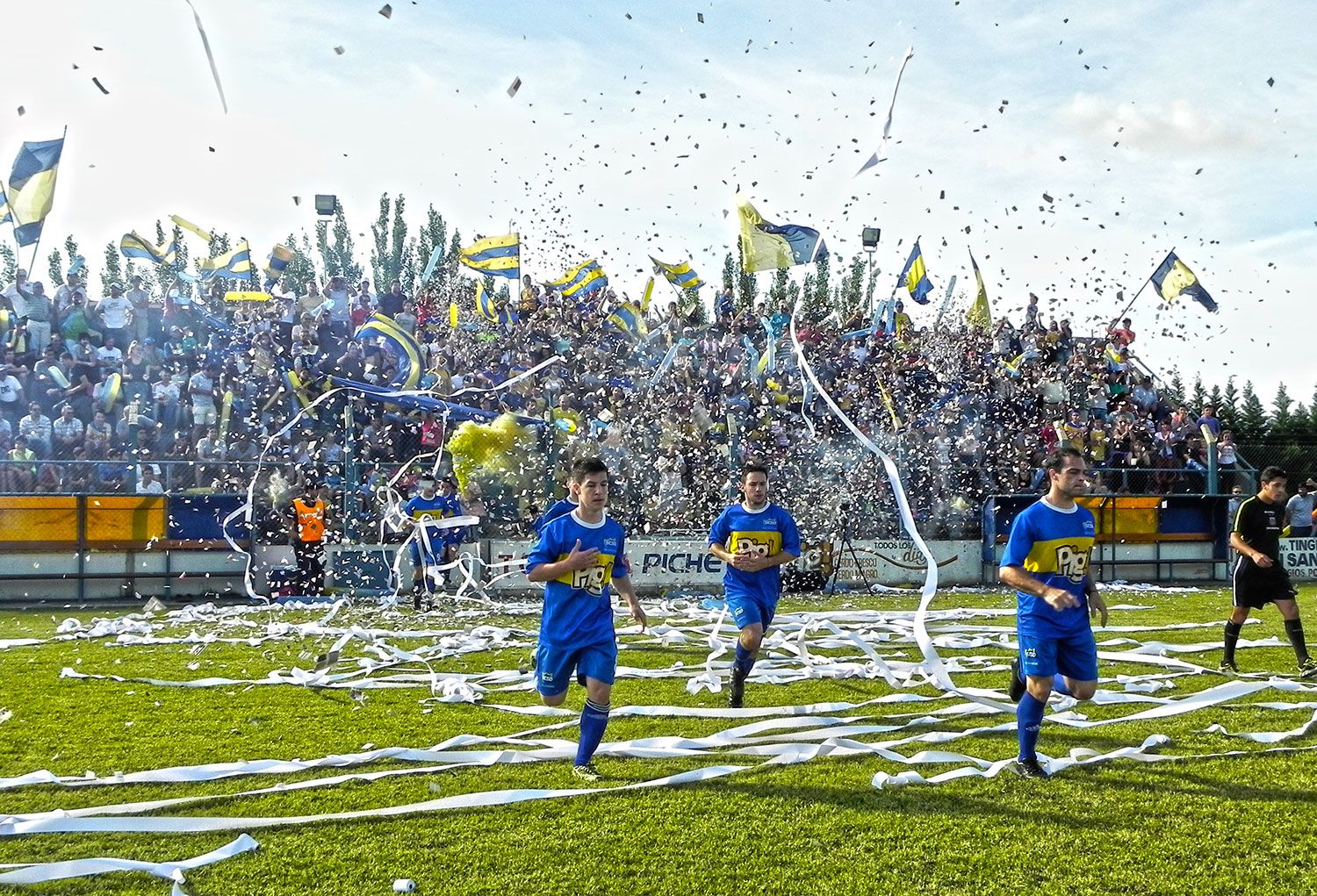 Ingreso del plantel al estadio