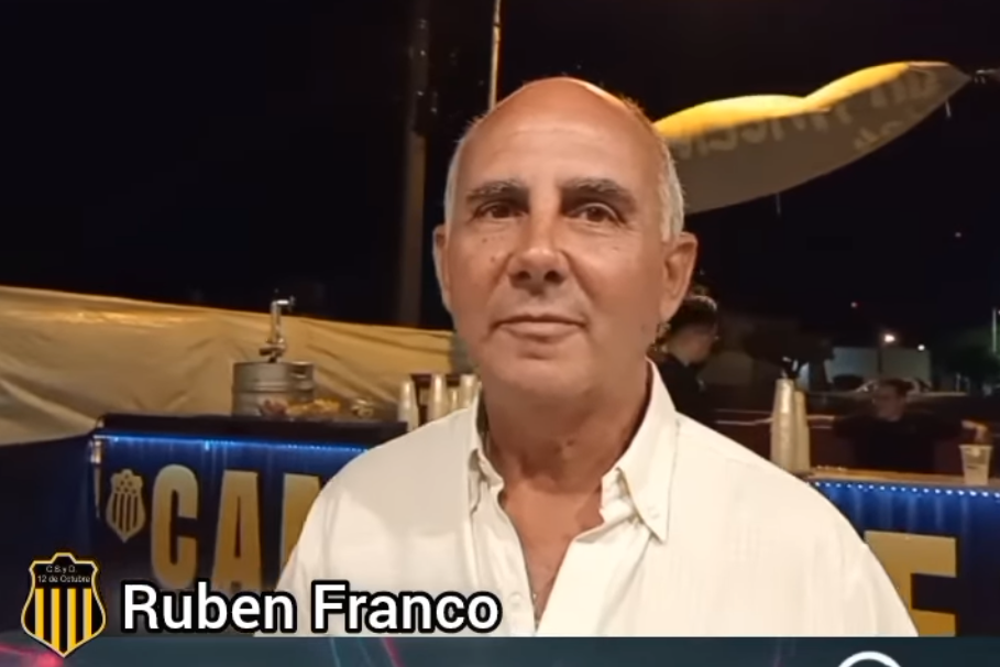 Pepe Franco y la emoción del triunfo en el Club Social Sudoctubre de Ferré